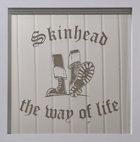 Spiegel - Skinhead